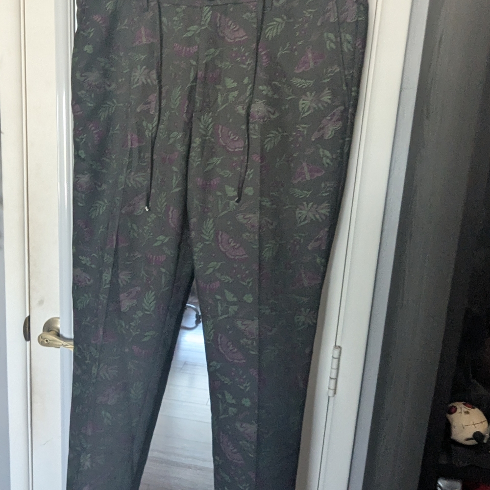 Murano Dark Patterned Joggers